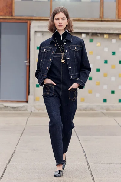 Look 42